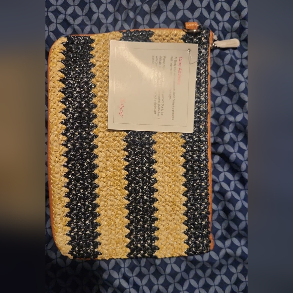Thirty-One Pouch